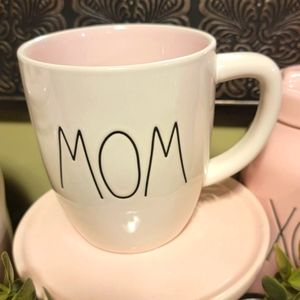 Rae Dunn MOM Flower Mug
